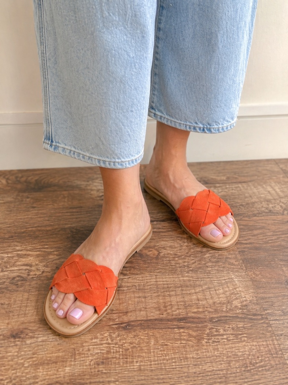 Mila Paoli coral slide sandals NEW Size 7.5